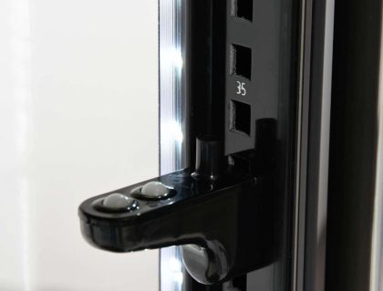 VITRINA FRIGO  PRAJITURI 100L 48X48X103